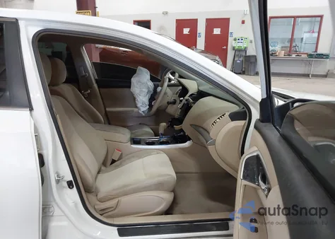 2013 Nissan Altima 2.5 S из США, поврежденный, VIN 1N4AL3AP7DN501815